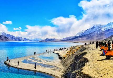 Amritsar to Leh Ladakh Taxi